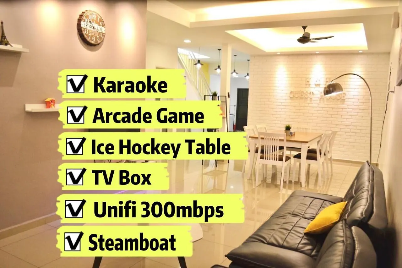 H&H 2 Karaoke, Ice Hockey Table, Game Console Lejlighed Malacca